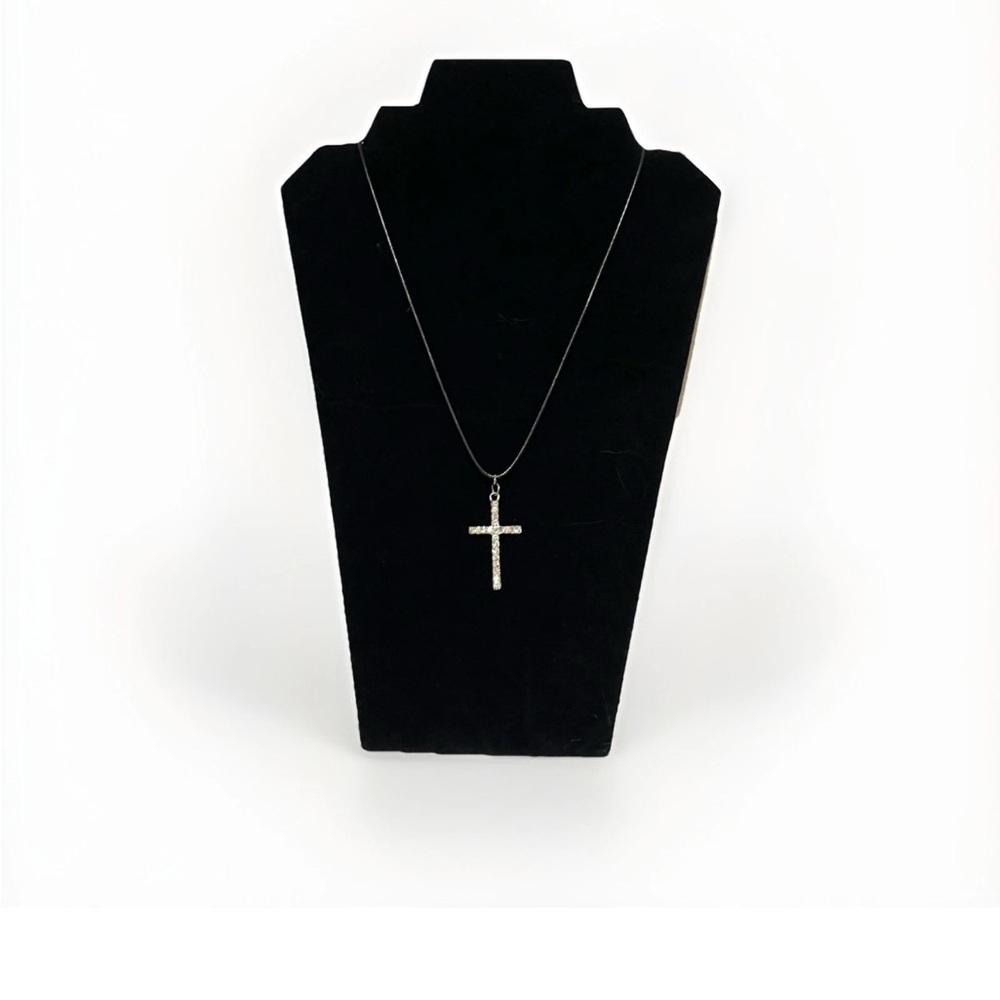 Pendant Religious Silver cross Necklace With Rhinestones